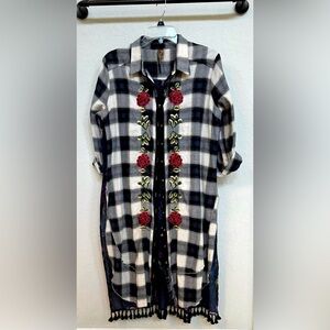 Arratta duster shirt, unique and funky, floral embroidery